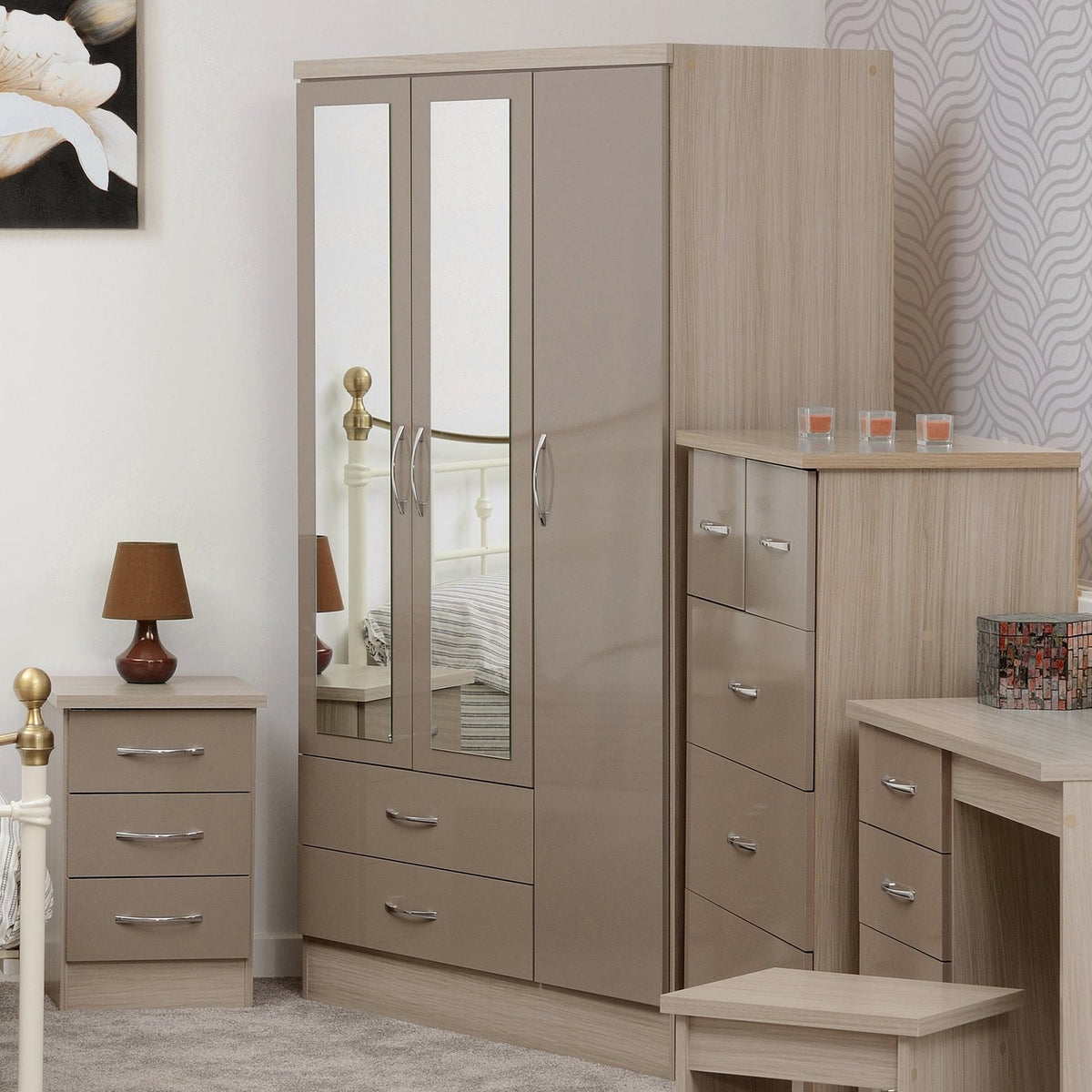 Nevada 3 Door 2 Drawer Mirrored Wardrobe - Oyster Gloss/Light Oak Effect Veneer