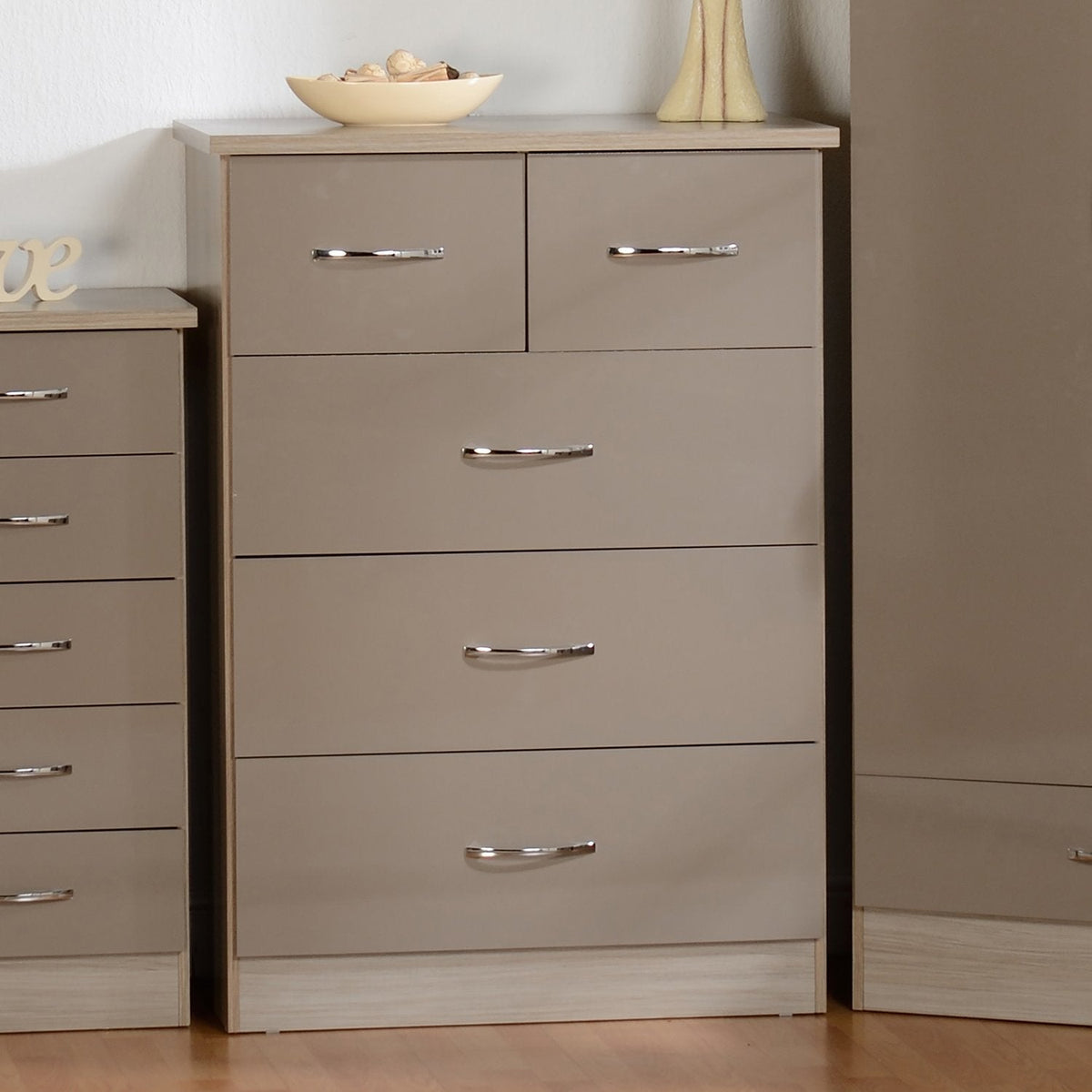 Nevada 3+2 Drawer Chest - Oyster Gloss/Light Oak Effect Veneer