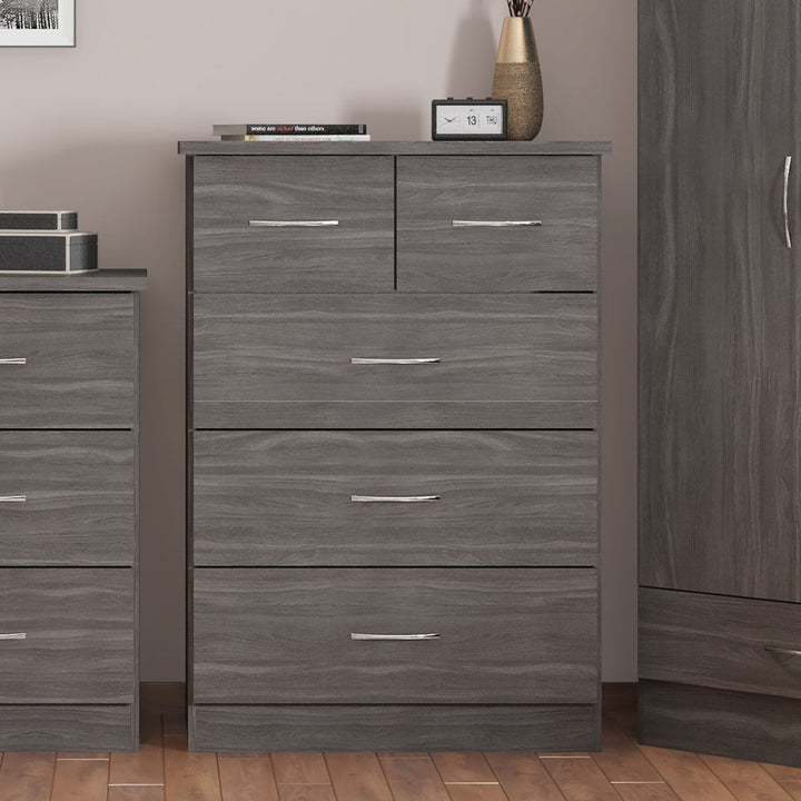 Nevada 3+2 Drawer Chest - Black Wood Grain