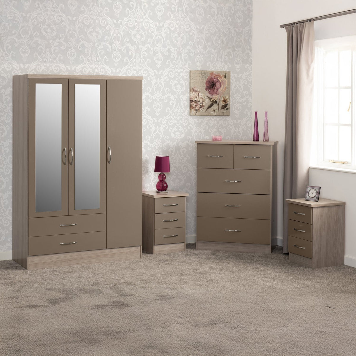 Nevada 3 Door 2 Drawer Mirrored Wardrobe Bedroom Set - Oyster Gloss/Light Oak Effect Veneer