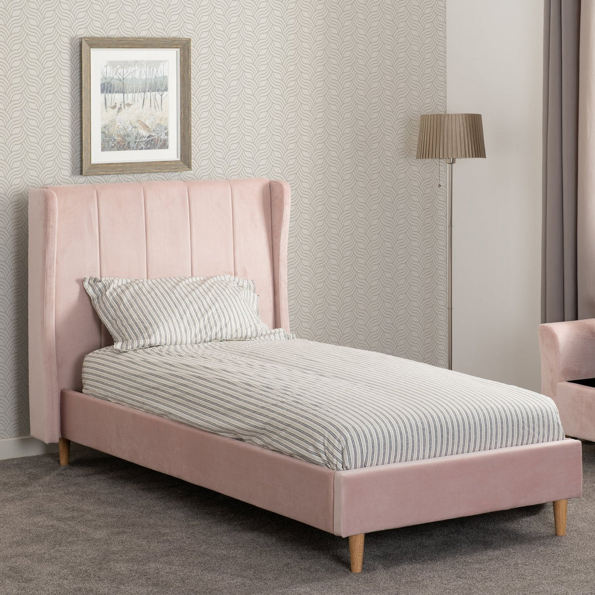 Amelia 3' Bed - Pink Velvet Fabric