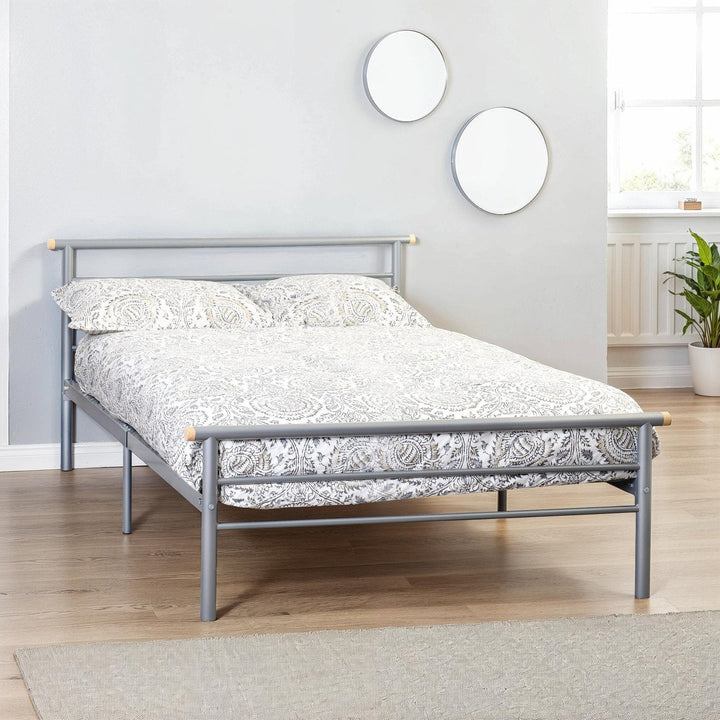 Orion 4' Bed - Silver