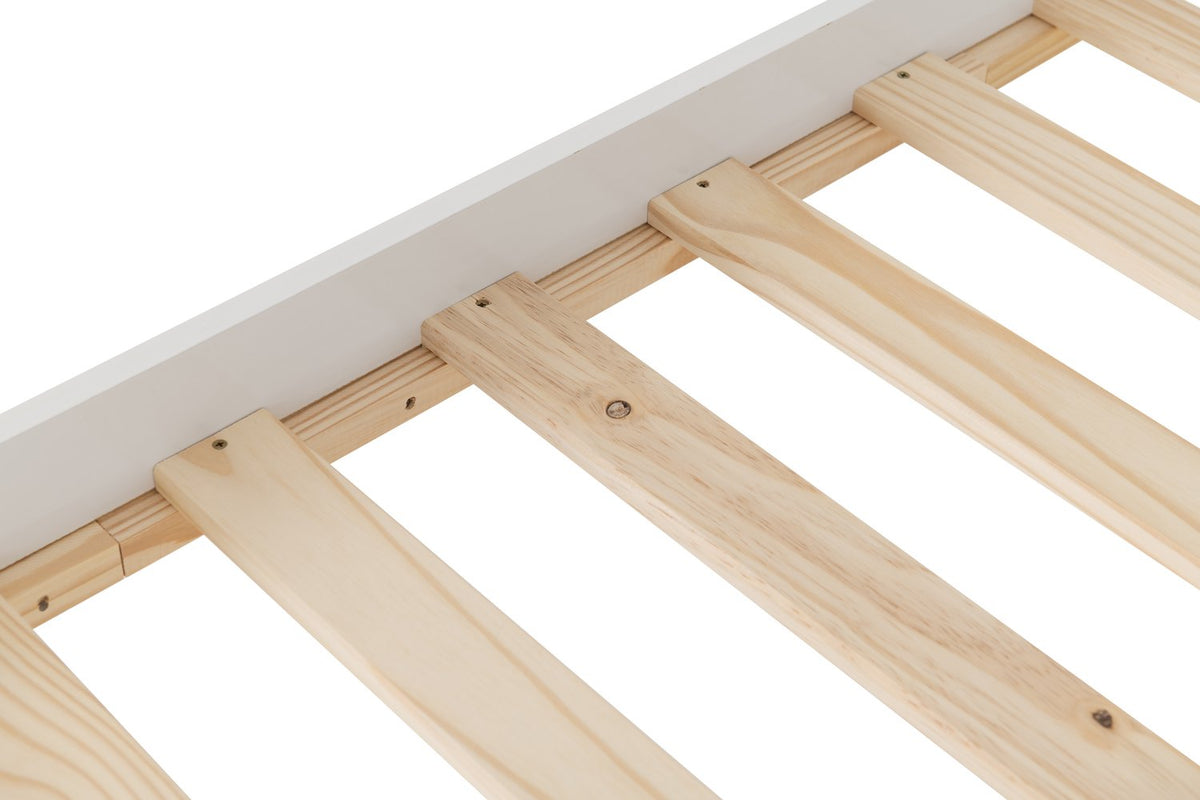 Amber 4'6" Bed - White