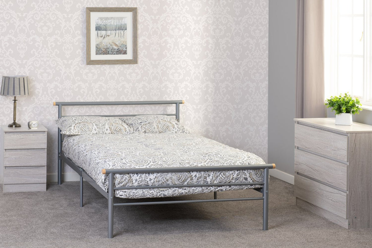 Orion 4'6" Bed - Silver